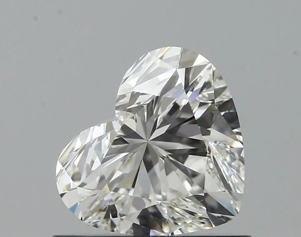 0.71ct HEART H VS1 Natural diamond