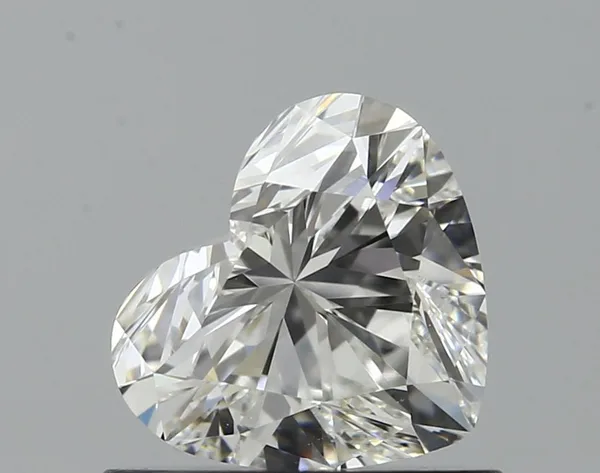 0.71ct HEART H VS1 Natural diamond
