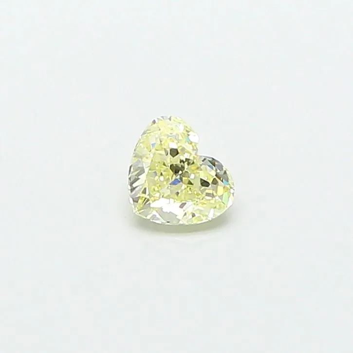 0.47ct HEART Fancy Light Yellow VVS2 Coloured Lab diamond