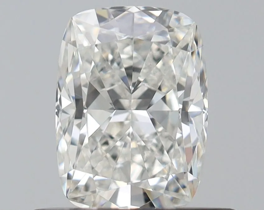 0.53ct CUSHION H VVS1 Natural diamond