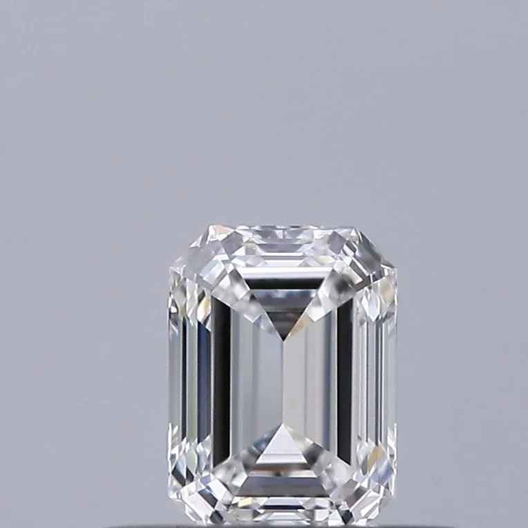 0.30ct EMERALD E VVS1 Natural diamond