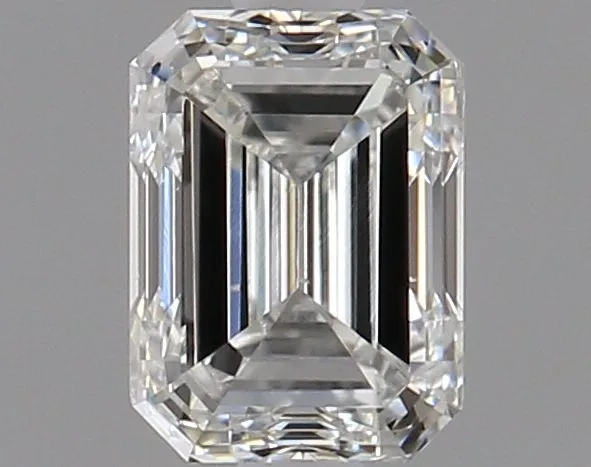 0.7ct EMERALD H VS1 Natural diamond