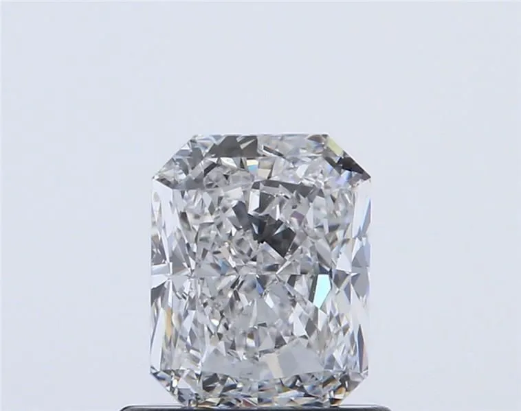0.72ct RADIANT E SI1 Natural diamond