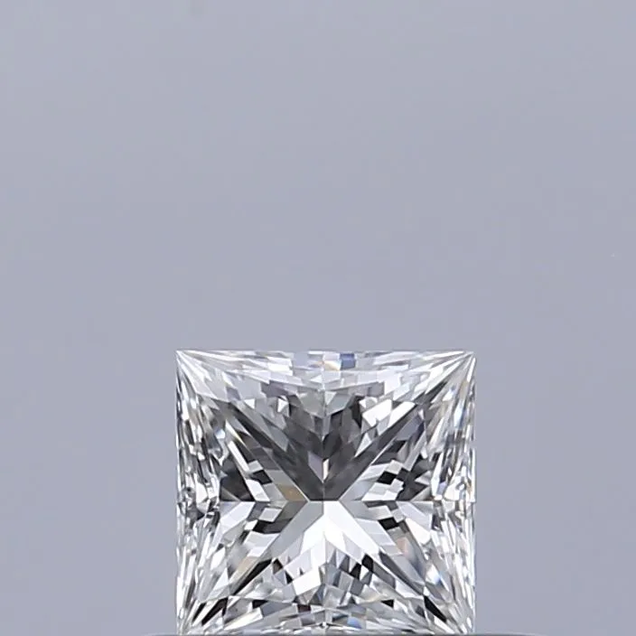 0.32ct PRINCESS D VVS2 Natural diamond
