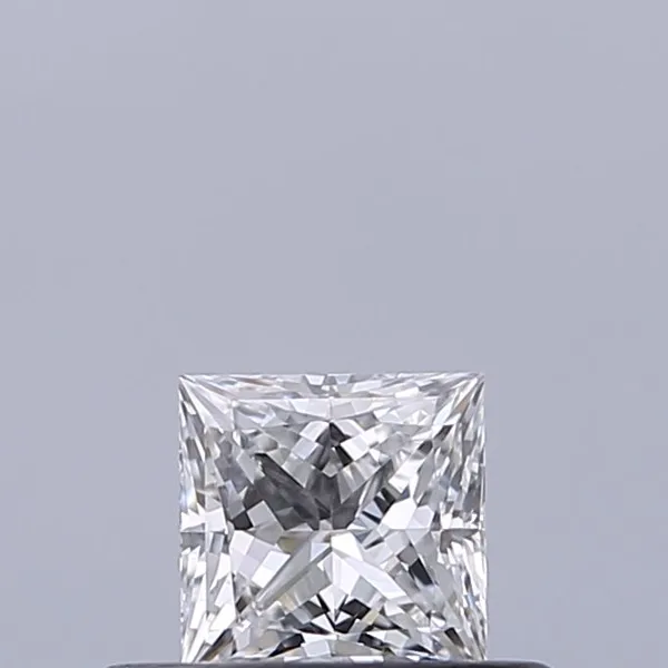 0.3ct PRINCESS D VVS2 Natural diamond