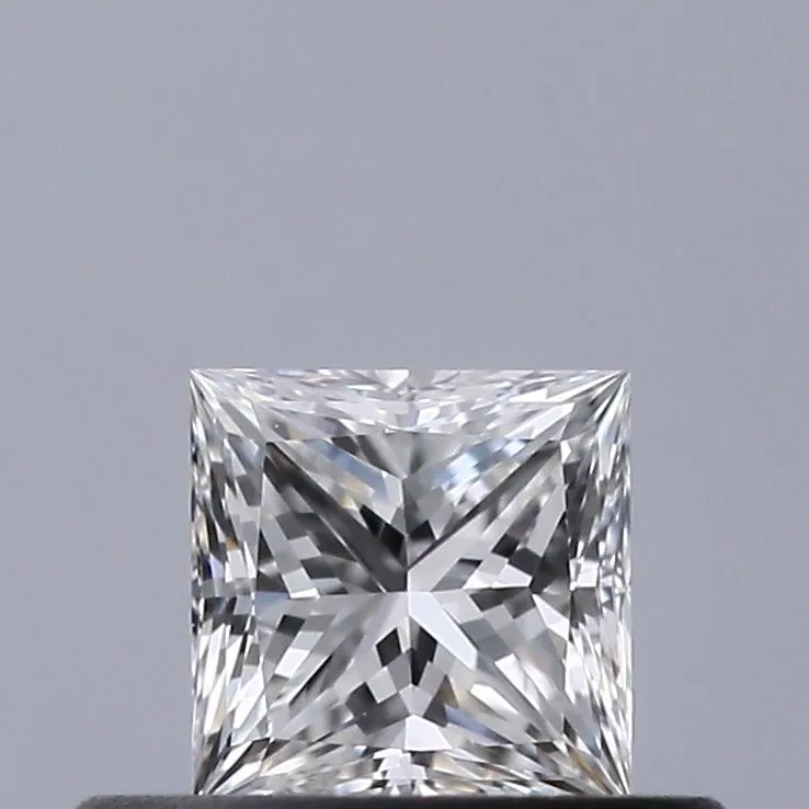 0.35ct PRINCESS E VVS1 Natural diamond