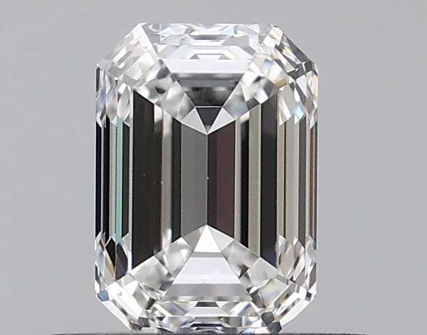 0.6ct EMERALD E VS1 Natural diamond