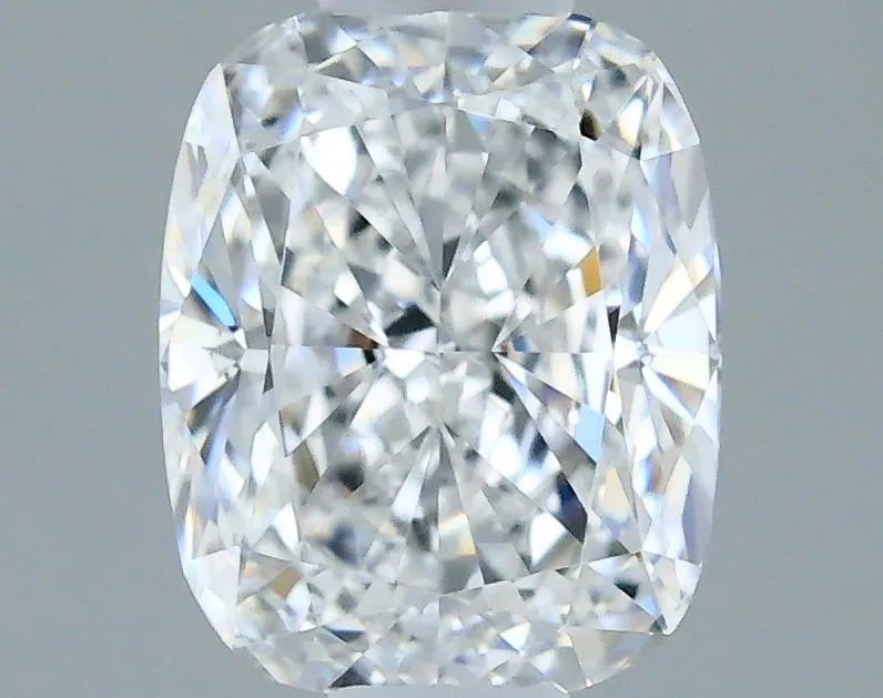 0.40ct CUSHION E VVS2 Natural diamond