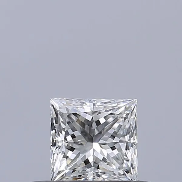 0.31ct PRINCESS E VVS1 Natural diamond