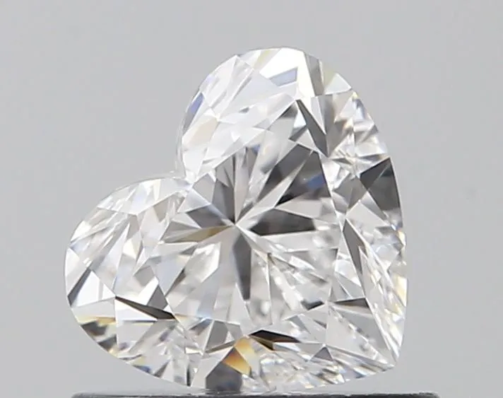 0.70ct HEART D VVS2 Natural diamond