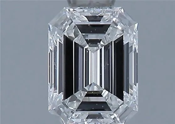 0.51ct EMERALD E VVS2 Natural diamond