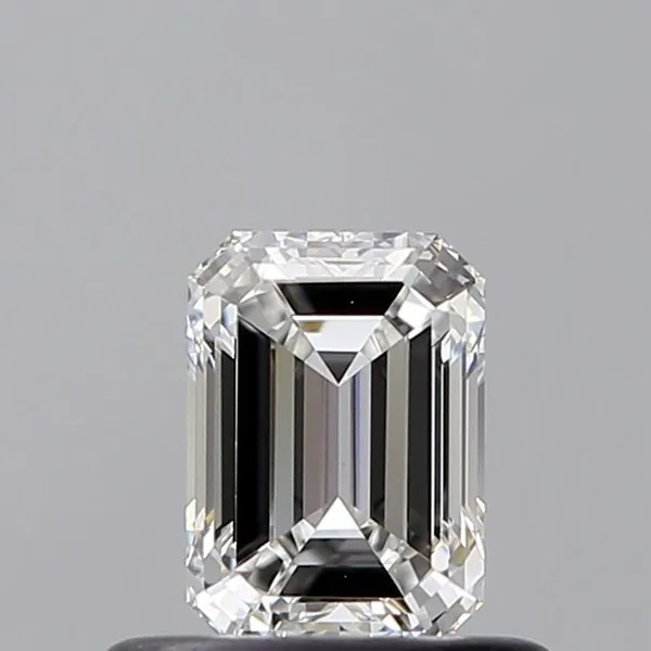 0.51ct EMERALD F VVS2 Natural diamond