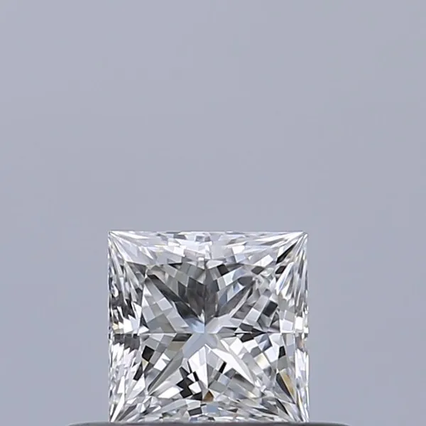 0.3ct PRINCESS D VVS1 Natural diamond