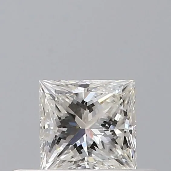 0.3ct PRINCESS G VVS1 Natural diamond