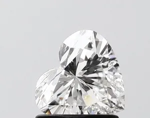1ct HEART F VVS2 Lab diamond