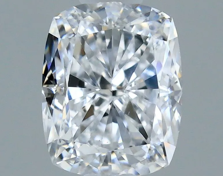 0.40ct CUSHION D VS2 Natural diamond