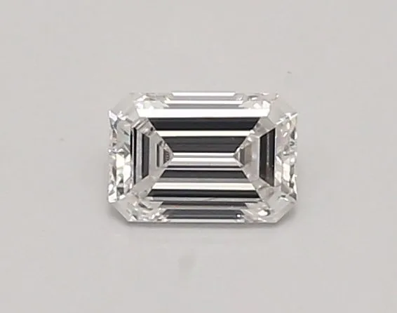 0.45ct EMERALD E VVS2 Lab Grown diamond