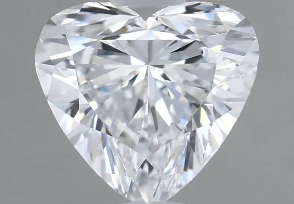 0.92ct HEART D VS1 Lab diamond