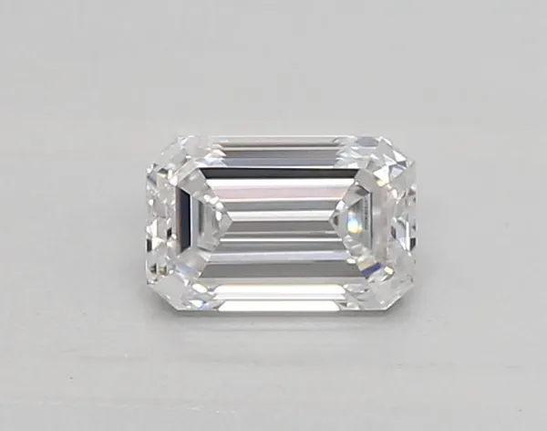 0.45ct EMERALD D VS1 Lab diamond