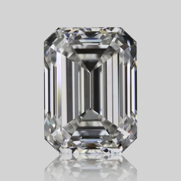 0.7ct EMERALD H VS1 Natural diamond