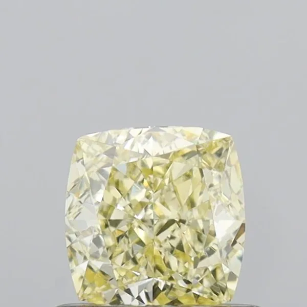 0.64ct CUSHION Fancy Light Yellow VVS2 Coloured Lab diamond