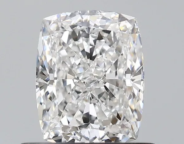0.7ct CUSHION E VS2 Natural diamond