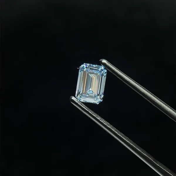 1.09ct EMERALD Fancy Vivid Blue VVS2 Coloured Lab diamond