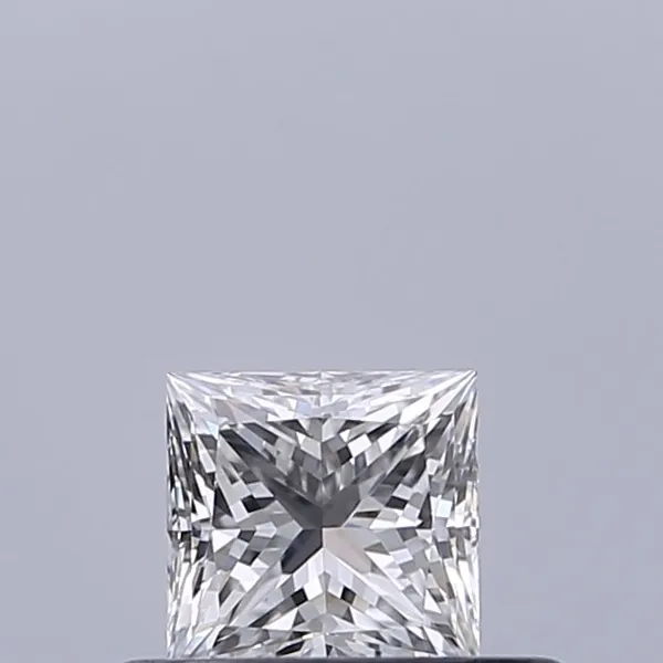 0.32ct PRINCESS E VVS1 Natural diamond
