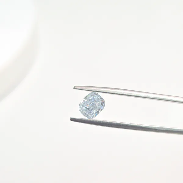 1.13ct CUSHION Fancy Light Blue VVS2 Coloured Lab diamond
