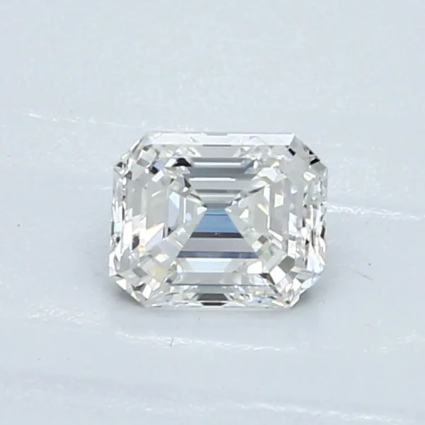 0.7ct EMERALD F VS2 Natural diamond