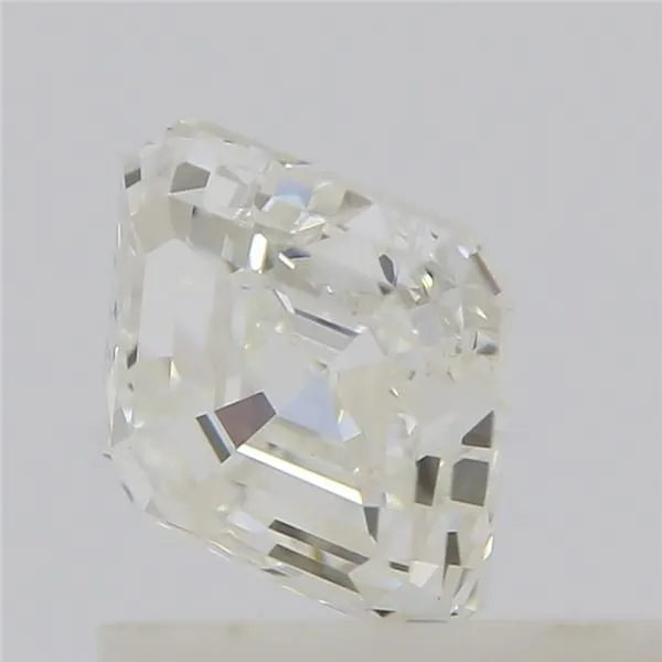 0.60ct EMERALD H VVS1 Natural diamond