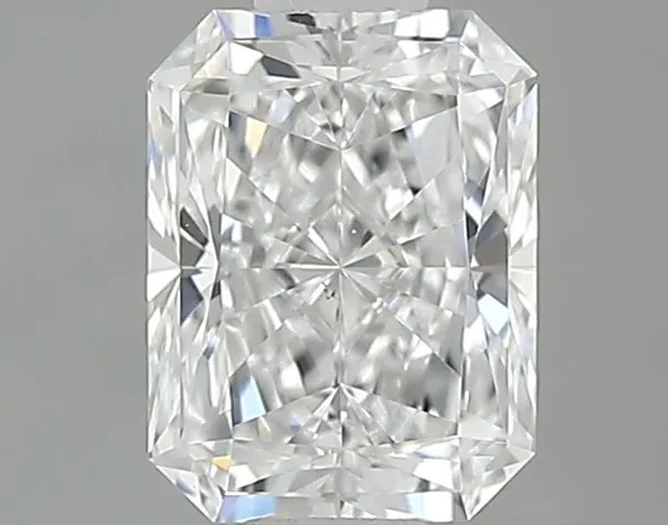 0.6ct RADIANT E VS2 Natural diamond
