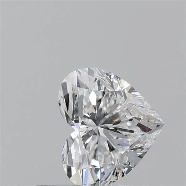 0.7ct HEART D VS2 Natural diamond