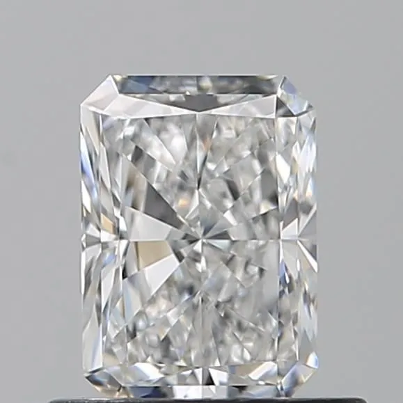 0.7ct RADIANT E VS1 Natural diamond
