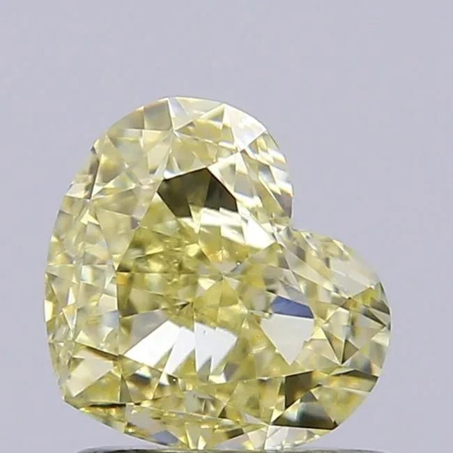 1.04ct HEART Fancy Light Yellow VS1 Coloured Lab diamond