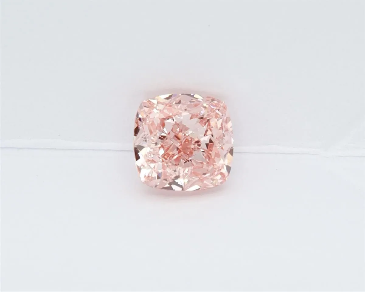 1.08ct CUSHION Fancy Vivid Pink VVS2 Coloured Lab diamond