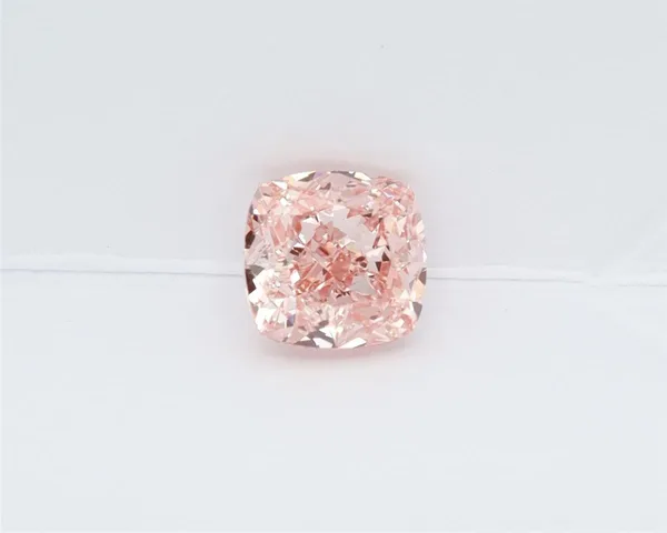 1.08ct CUSHION Fancy Vivid Pink VVS2 Coloured Lab diamond