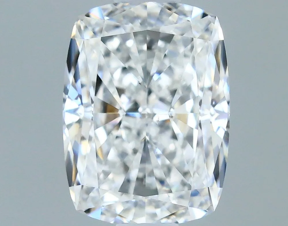 0.70ct CUSHION E VS2 Natural diamond