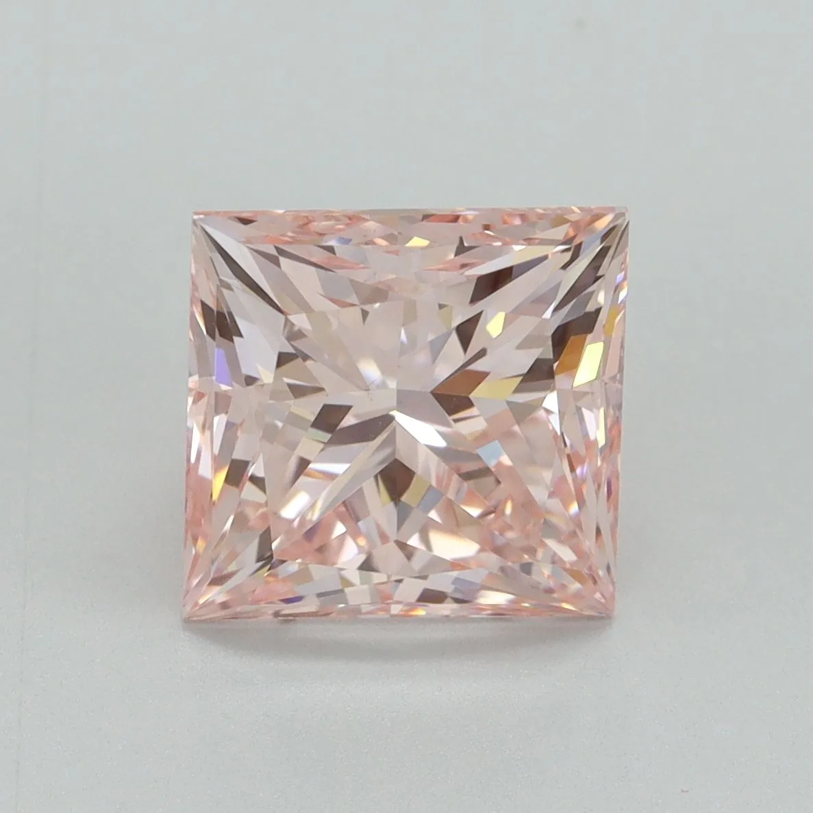 4.01ct PRINCESS Fancy Intense Pink VS1 Coloured Lab diamond