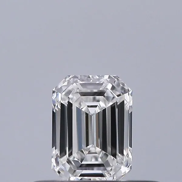0.3ct EMERALD E VVS1 Natural diamond
