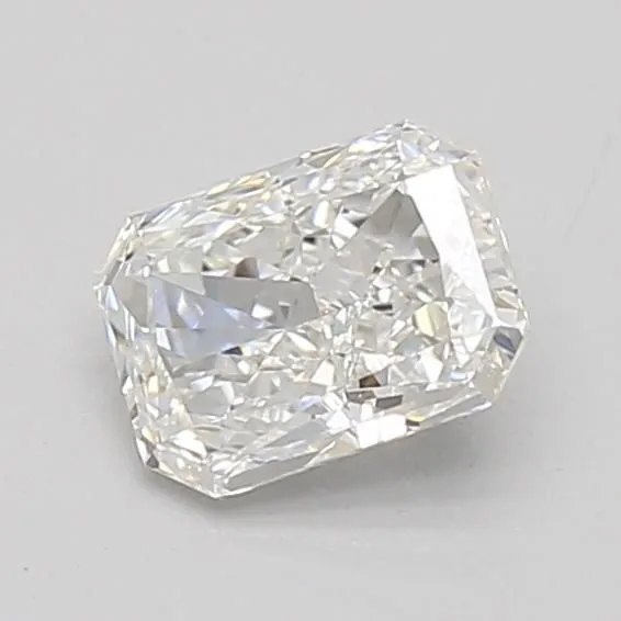 0.61ct RADIANT E VVS1 Lab diamond