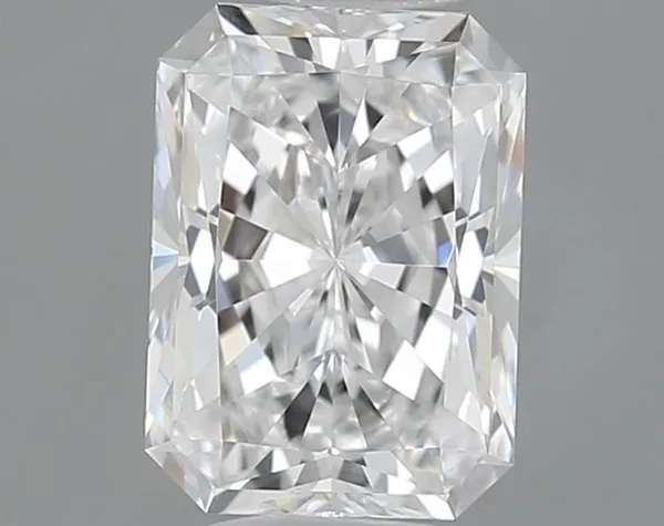 0.6ct RADIANT E VS1 Natural diamond