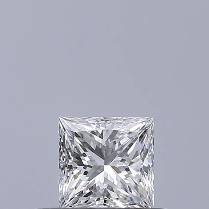 0.31ct PRINCESS D VVS1 Natural diamond