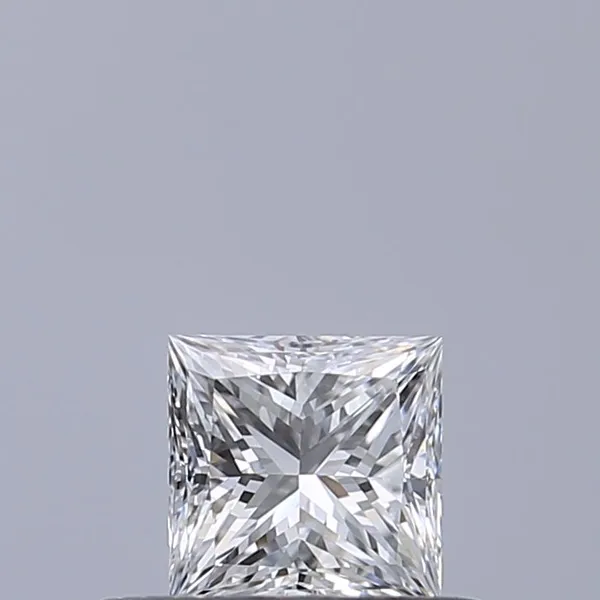 0.31ct PRINCESS D VVS1 Natural diamond