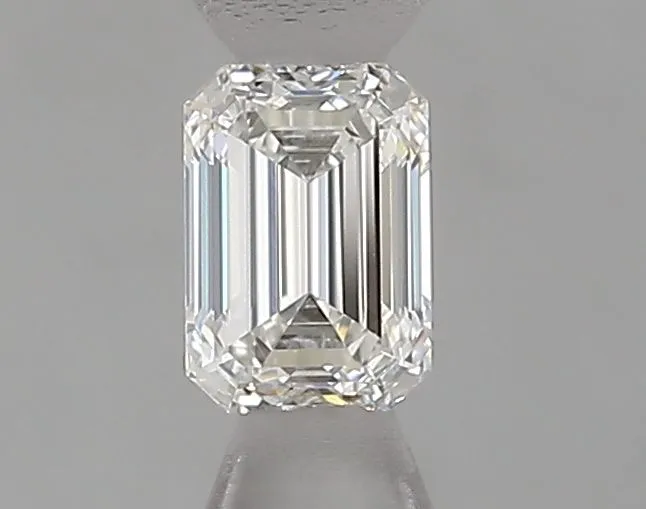 0.41ct EMERALD G VS1 Natural diamond