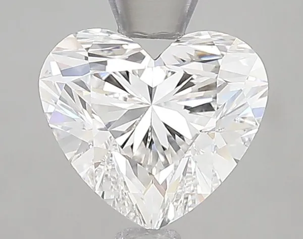 1.42ct HEART F VS1 Lab diamond