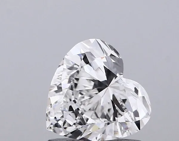 1.07ct HEART F VVS2 Lab diamond