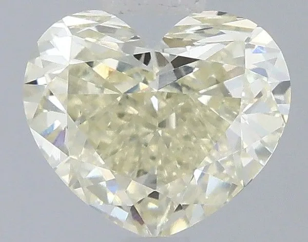 1ct HEART Fancy Light Yellow VS1 Coloured Lab diamond