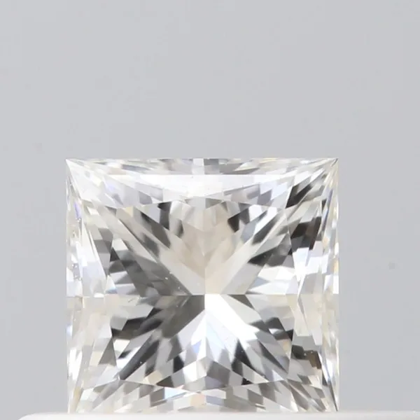 0.31ct PRINCESS G VS1 Natural diamond