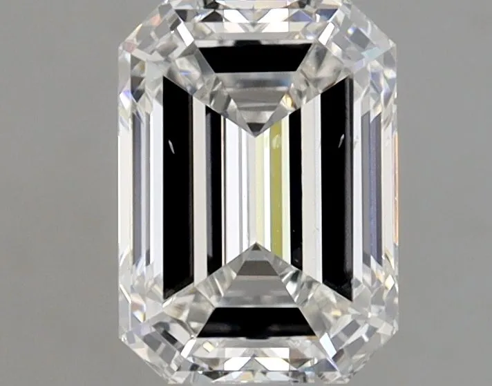 0.70ct EMERALD G VS2 Natural diamond